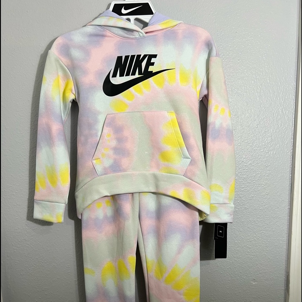 Kids Sweatshirt & Sweatpants